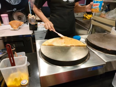 อาหาร หรือ เครื่องดื่ม