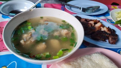 แกงอ่อมหมู