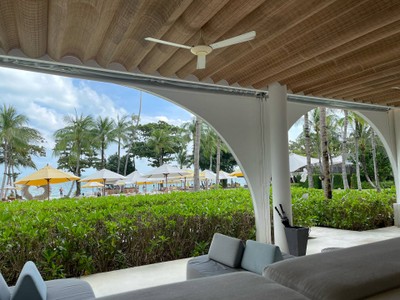 สระว่ายน้ำ/ชายหาด