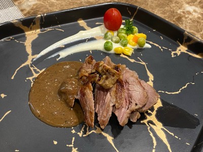 สเต็กแกะท็อปฟัวกราส์