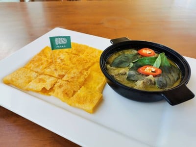 โรตีแกงเขียวหวานไก่.