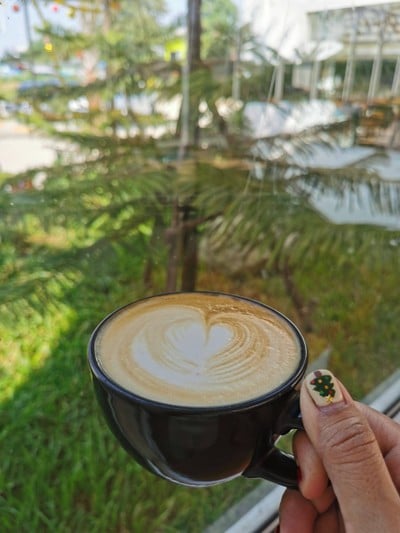 ลาเต้ร้อน