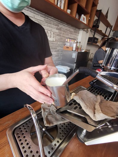 อาหาร หรือ เครื่องดื่ม