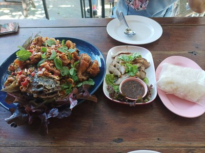 ปลาช่อนทอดสมุนไพร