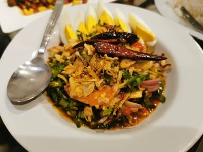 ยำถั่วพลู