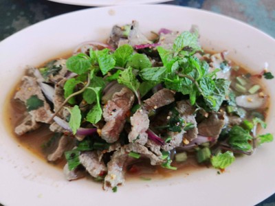 เนื้อน้ำตก