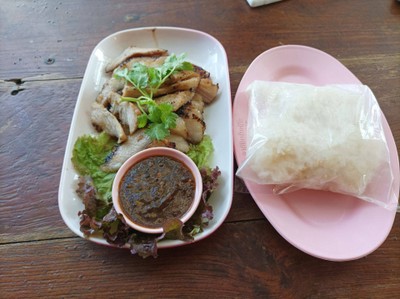 คอหมูย่าง