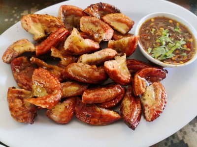 ใส้หมูย่าง