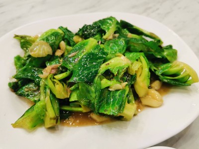 แขนงผัดปลาเค็ม