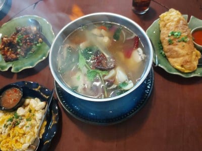 อาหาร หรือ เครื่องดื่ม