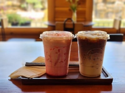 อาหาร หรือ เครื่องดื่ม