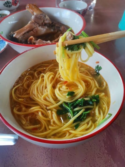 เมนูของร้าน ร้านอาหารชุมชนจีนยูนนาน หมู่บ้านสันติชล