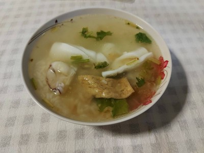 ข้าวต้มปลาหมึก