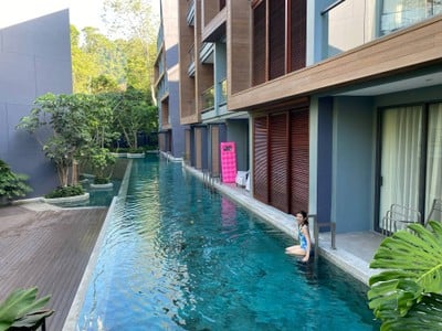 สระว่ายน้ำ/ชายหาด