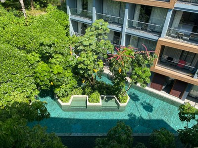 สระว่ายน้ำ/ชายหาด