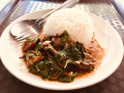 ข้าวราดผัดกะเพราตับ