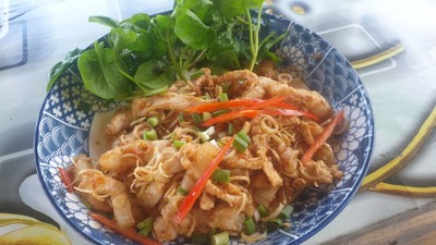 หมูผัดเคยเค็ม