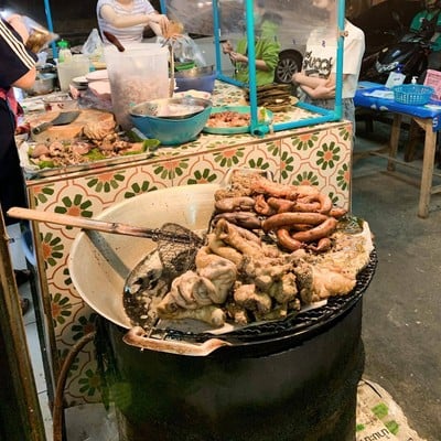 อาหาร หรือ เครื่องดื่ม
