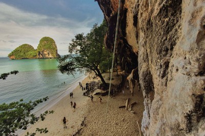 วัดใจหาความท้าทายใหม่ด้วยการปีนผา ณ ไร่เลย์ 