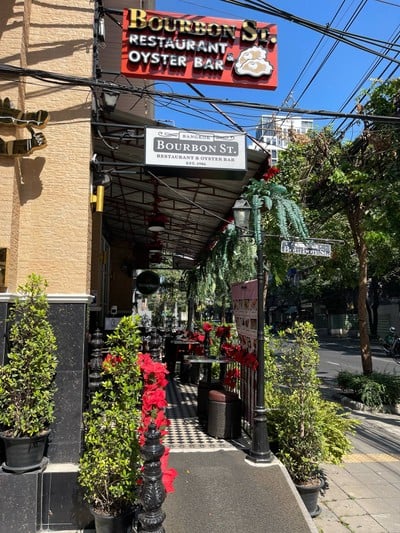 Bourbon Street Restaurant, Oyster Bar & Boutique Hotel