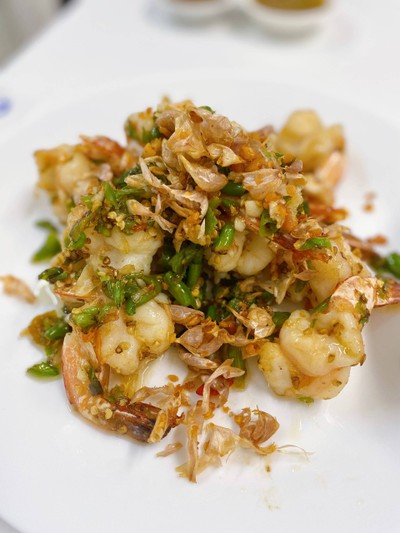 กุ้งผัดพริกขี้หนู