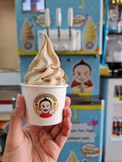 ไอศครีมซีอิ๊วดำ Black Soy Sauce