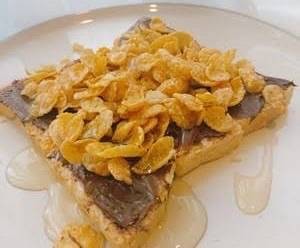 ปังเนย+นูเทลล่า+คอร์นเฟลก