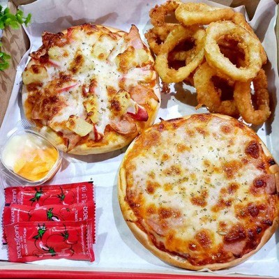 อาหาร หรือ เครื่องดื่ม