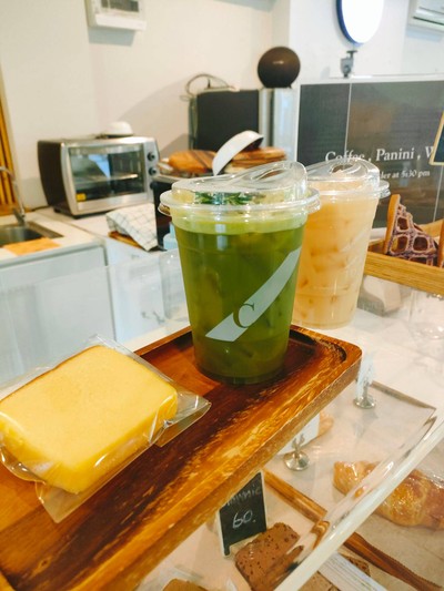 อาหาร หรือ เครื่องดื่ม