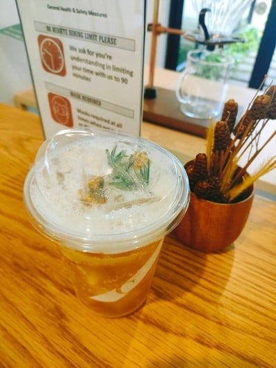 อาหาร หรือ เครื่องดื่ม