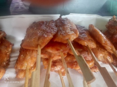 หมูปิ้งนมสด