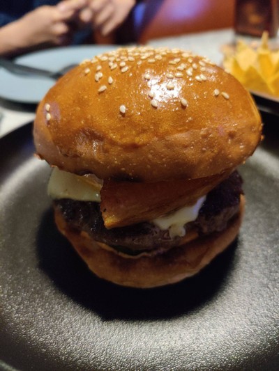 Ultimate Cheeseburger