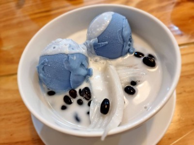 อาหาร หรือ เครื่องดื่ม