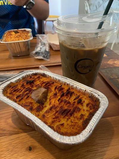 คอทเทจพายหมูผักโขม+โฮจิฉะเย็น