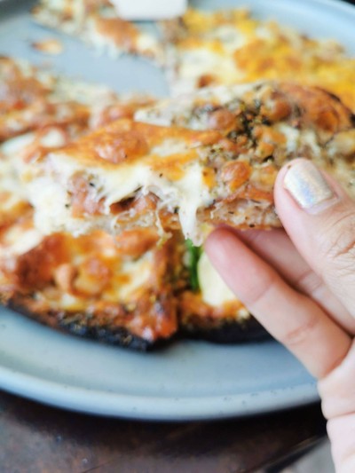 จัมโบ้พิซซ่า