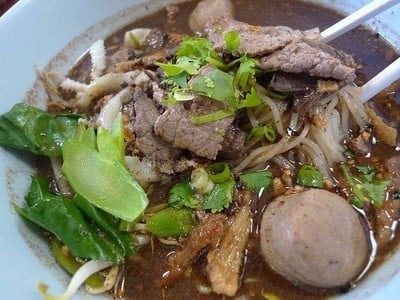 ก๋วย เตี๋ยวน้ำตก.