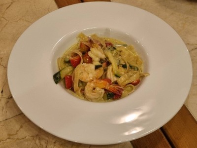 แทลเลียเตลเลกุ้งเพสโต้ซอส