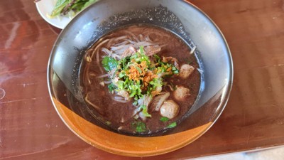 เส้นเล็กน้ำเนื้อทุกอย่าง