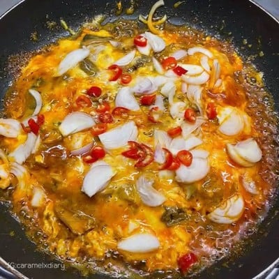 วิธีทำ ข้าวไข่ขยี้ปลากระป๋อง วิธีทำ ข้าวไข่ขยี้ปลากระป๋อง