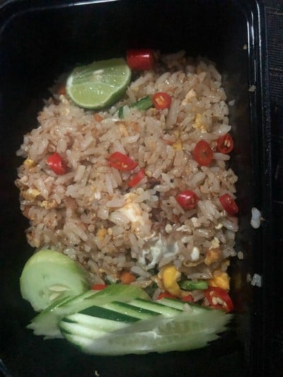 ข้าวผัดแหนม