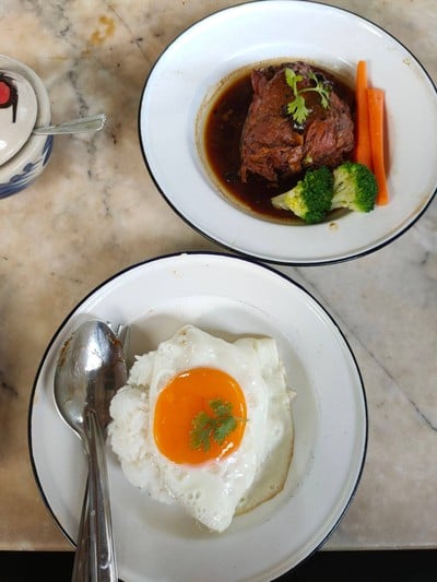 ข้าวไก่อบกาแฟ