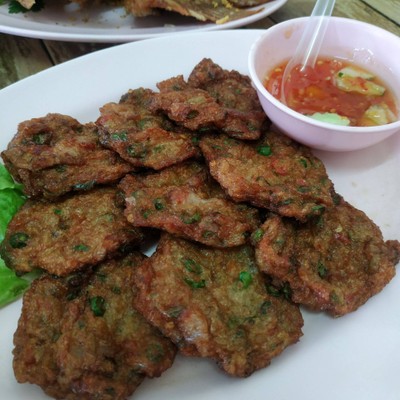 อาหาร หรือ เครื่องดื่ม