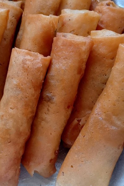 ปอเปี๊ยะทอด(ไม่รวมชุดผักและน้ำจิ้ม)