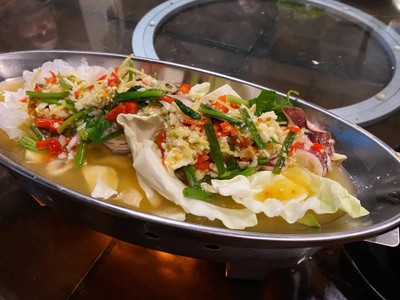 หมึกไข่นึ่งมะนาว