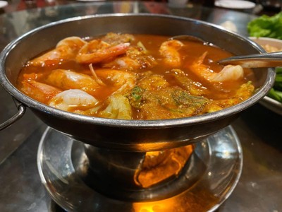 แกงส้มชะอมกุ้ง