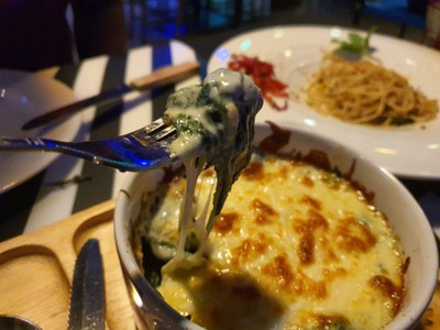 ผักโขมอบชีส