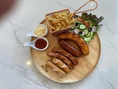 Fiora Cafe