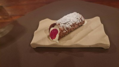 CANNOLI