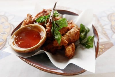 ปีกไก่ทอดมะแขว่น