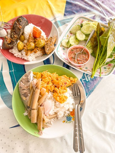 แกงสายบัว